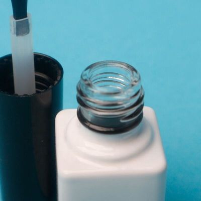 قیمت مناسب 6 میلی لیتر بطری های مینی لاک ناخن مواد بدن شیشه ای برای ذخیره سازی آنلاین